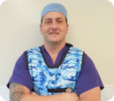 Dr Steven Surrett